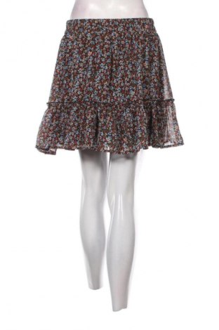 Пола Fb Sister, Размер M, Цвят Многоцветен, Цена 2,55 €