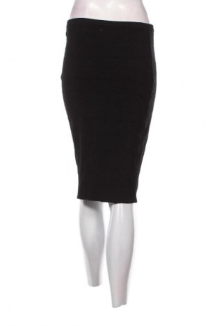 Пола Femestage, Размер S, Цвят Черен, Цена 2,04 €