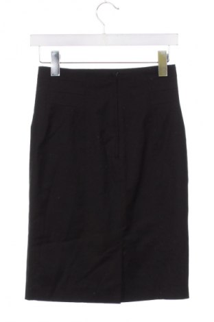 Пола H&M, Размер XS, Цвят Черен, Цена 2,04 €