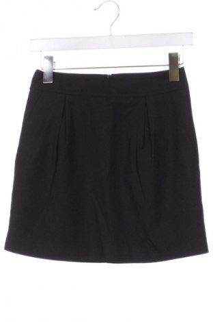 Пола House, Размер XS, Цвят Черен, Цена 2,04 €