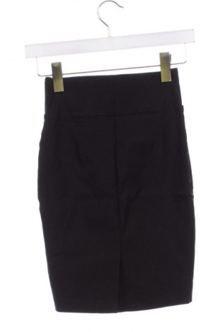 Пола Iz Byer, Размер XS, Цвят Черен, Цена 2,04 €