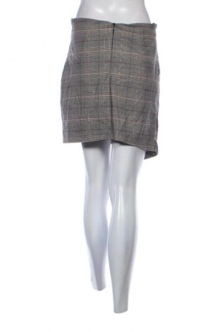 Пола Karol, Размер M, Цвят Многоцветен, Цена 2,04 €