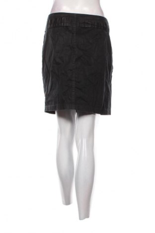 Пола Object, Размер M, Цвят Черен, Цена 2,04 €