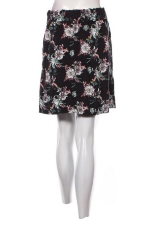 Пола Saint Tropez, Размер M, Цвят Многоцветен, Цена 2,04 €