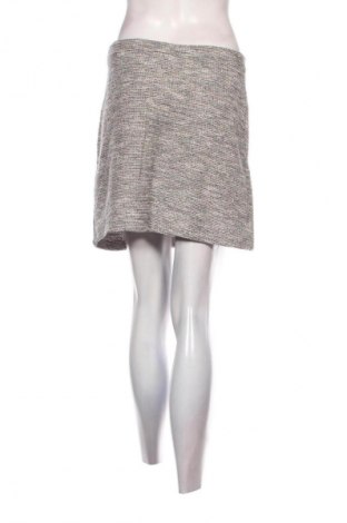 Пола Zara, Размер M, Цвят Многоцветен, Цена 2,04 €