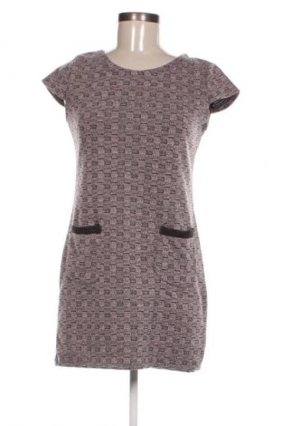 Рокля Unbranded, Размер S, Цвят Пепел от рози, Цена 2,04 €