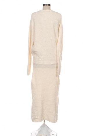 Рокля Reiss, Размер L, Цвят Екрю, Цена 22,49 €