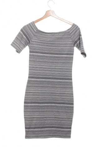 Рокля Reserved, Размер XS, Цвят Многоцветен, Цена 2,04 €