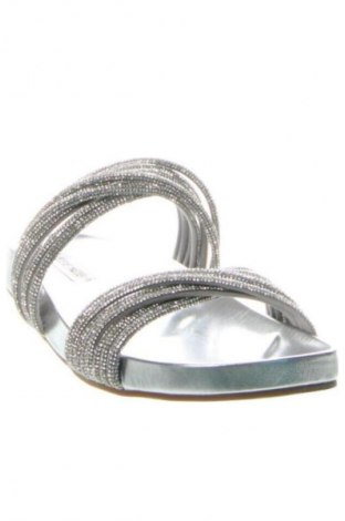 Papuci Steve Madden, Mărime 39, Culoare Argintiu, Preț 373,17 Lei