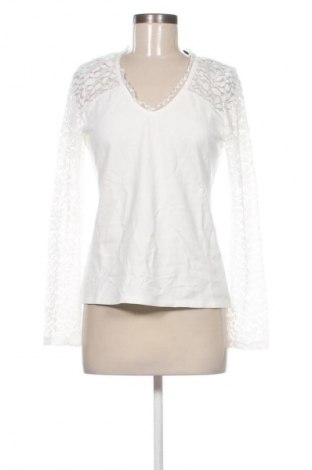 Dámská halenka About You, Velikost L, Barva Bílá, Cena  699,00 Kč