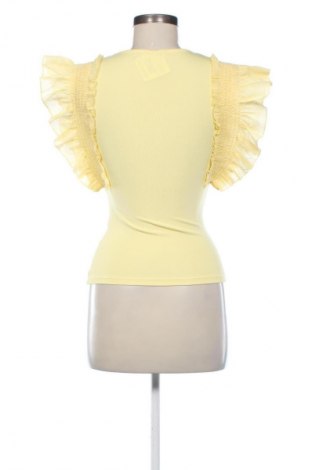 Γυναικεία μπλούζα Amisu, Μέγεθος XS, Χρώμα Κίτρινο, Τιμή 10,00 €