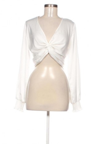 Damen Shirt Amisu, Größe M, Farbe Weiß, Preis 5,99 €