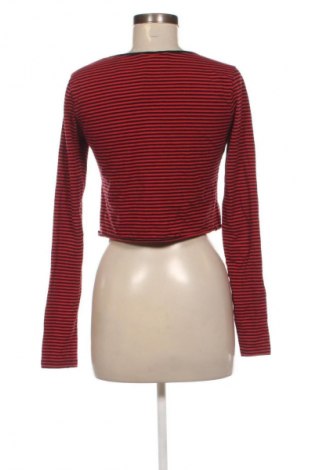 Γυναικεία μπλούζα Basic Apparel, Μέγεθος M, Χρώμα Πολύχρωμο, Τιμή 4,99 €