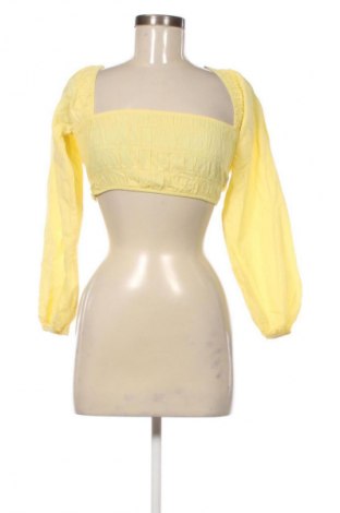 Γυναικεία μπλούζα Bershka, Μέγεθος XS, Χρώμα Κίτρινο, Τιμή 5,99 €