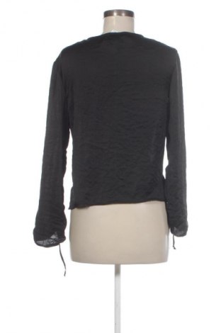 Dámská halenka Bershka, Velikost S, Barva Černá, Cena  169,00 Kč