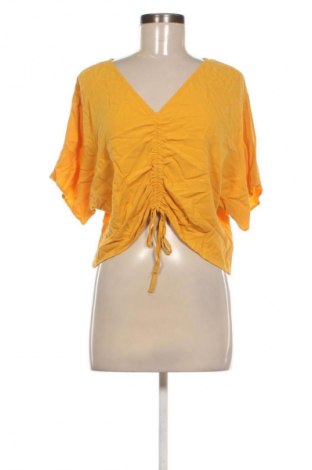 Dámská halenka Bershka, Velikost M, Barva Žlutá, Cena  289,00 Kč