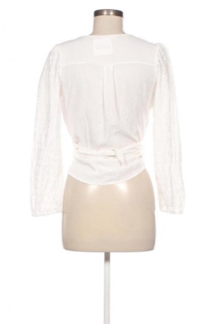 Дамска блуза Blu Pepper, Размер M, Цвят Бял, Цена 10,22 €