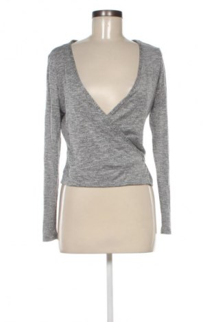 Γυναικεία μπλούζα Crane, Μέγεθος S, Χρώμα Γκρί, Τιμή 4,99 €