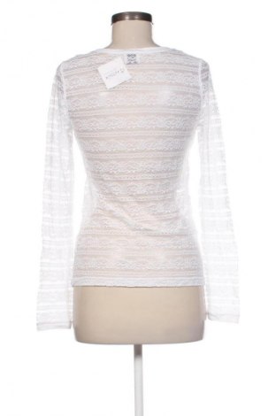 Dámská halenka Culture, Velikost S, Barva Bílá, Cena  129,00 Kč