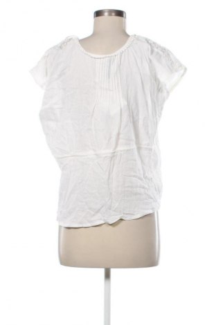 Dámská halenka Flame, Velikost S, Barva Krémová, Cena  142,00 Kč