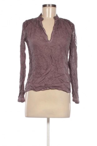 Γυναικεία μπλούζα Garcia Jeans, Μέγεθος XS, Χρώμα Βιολετί, Τιμή 20,99 €
