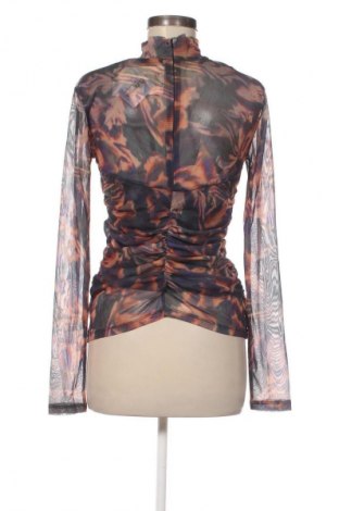 Γυναικεία μπλούζα Gestuz, Μέγεθος M, Χρώμα Πολύχρωμο, Τιμή 87,99 €