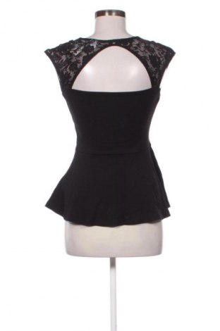 Γυναικεία μπλούζα Gina Tricot, Μέγεθος M, Χρώμα Μαύρο, Τιμή 12,99 €