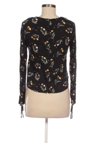 Дамска блуза H&M, Размер XS, Цвят Многоцветен, Цена 10,00 €