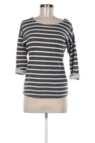 Dámská halenka H&M Divided, Velikost S, Barva Vícebarevné, Cena  275,00 Kč