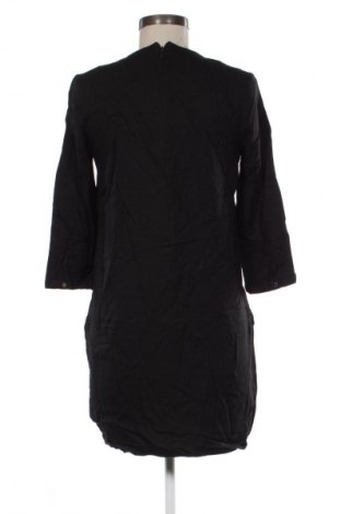 Dámská halenka Mohito, Velikost M, Barva Černá, Cena  289,00 Kč