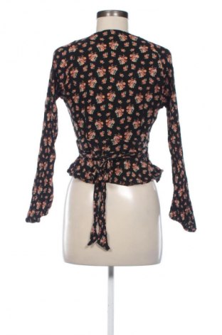 Dámská halenka NA-KD, Velikost XS, Barva Vícebarevné, Cena  482,00 Kč