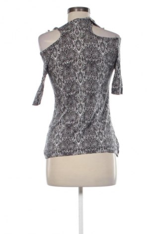 Dámská halenka Negative, Velikost M, Barva Vícebarevné, Cena  283,00 Kč