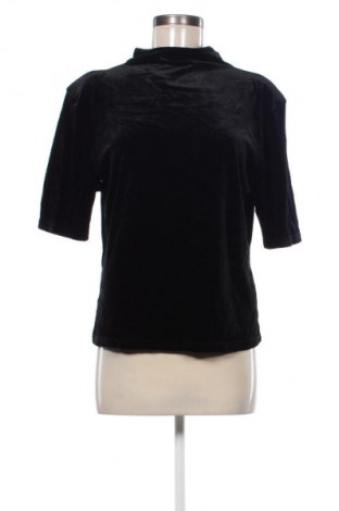 Dámská halenka Noisy May, Velikost XXL, Barva Černá, Cena  939,00 Kč