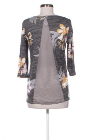 Női blúz ONLY, Méret S, Szín Sokszínű, Ár 1 269 Ft