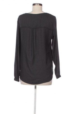 Női blúz ONLY, Méret M, Szín Szürke, Ár 2 879 Ft