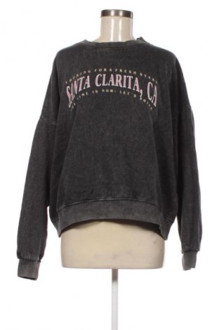 Γυναικεία μπλούζα Pull&Bear, Μέγεθος M, Χρώμα Μαύρο, Τιμή 5,99 €