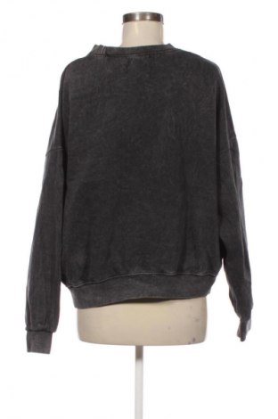 Γυναικεία μπλούζα Pull&Bear, Μέγεθος M, Χρώμα Μαύρο, Τιμή 5,99 €