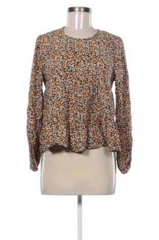 Дамска блуза Pull&Bear, Размер S, Цвят Многоцветен, Цена 3,57 €