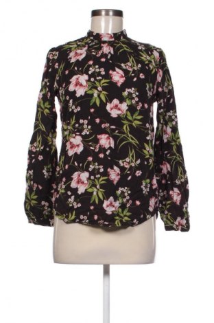 Дамска блуза Reserved, Размер S, Цвят Многоцветен, Цена 4,09 €