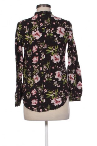 Дамска блуза Reserved, Размер S, Цвят Многоцветен, Цена 4,09 €