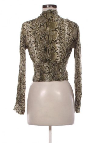 Дамска блуза Stradivarius, Размер L, Цвят Многоцветен, Цена 10,00 €