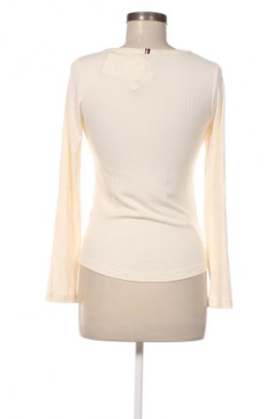 Дамска блуза Tommy Hilfiger, Размер M, Цвят Бежов, Цена 61,35 €