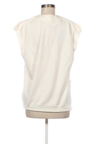 Дамска блуза Unbranded, Размер M, Цвят Бял, Цена 10,00 €