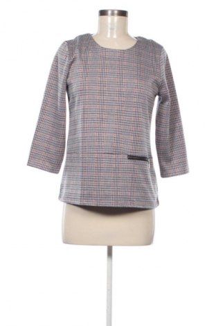 Дамска блуза Unbranded, Размер S, Цвят Многоцветен, Цена 10,00 €