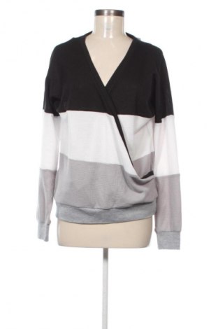 Дамска блуза Unbranded, Размер L, Цвят Многоцветен, Цена 9,78 €