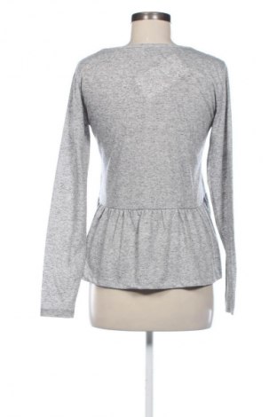 Дамска блуза Unbranded, Размер M, Цвят Сив, Цена 16,00 €