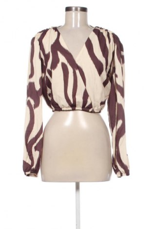 Дамска блуза Unbranded, Размер M, Цвят Многоцветен, Цена 10,00 €
