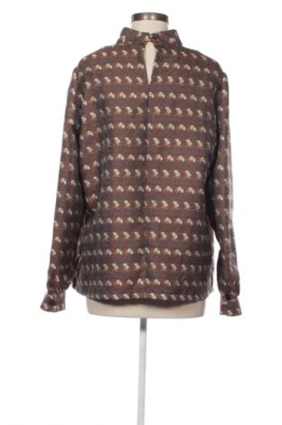 Дамска блуза Unbranded, Размер M, Цвят Многоцветен, Цена 9,70 €