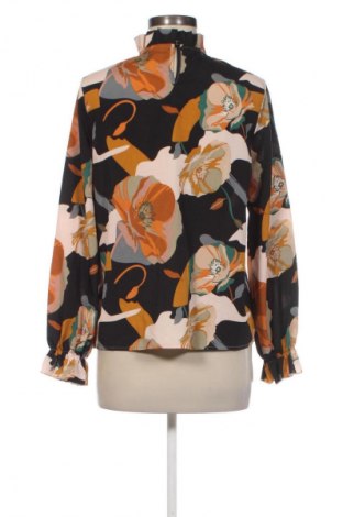 Дамска блуза Unbranded, Размер M, Цвят Многоцветен, Цена 2,55 €