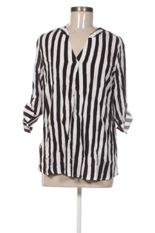 Дамска блуза Unbranded, Размер M, Цвят Многоцветен, Цена 10,22 €